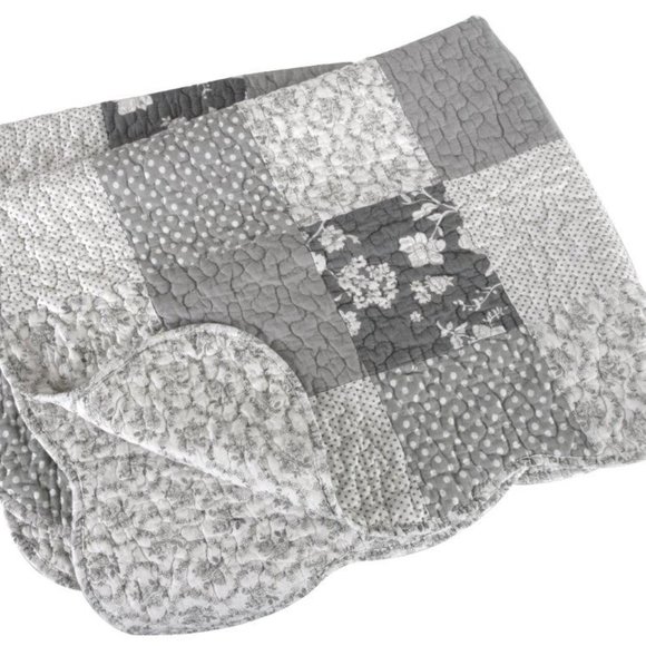 Stephan Baby Other - NWT Stephan Baby Heirloom-Quality Pieced Crib Quilt Blanket - Gray/White/Florals